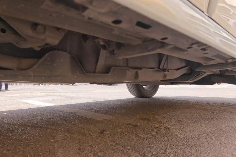Used Mitsubishi Pajero  Chassis Rear Right