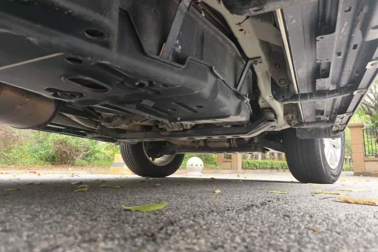 Used Mitsubishi Pajero  Chassis Rear Right