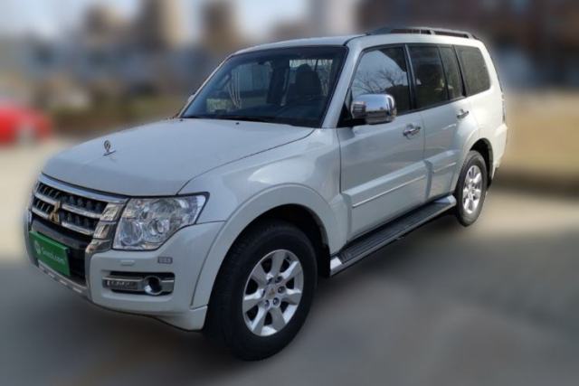 Used Mitsubishi Pajero 2018 V93 3.0L 5-Door GLS Genuine Leather Version – Middle East