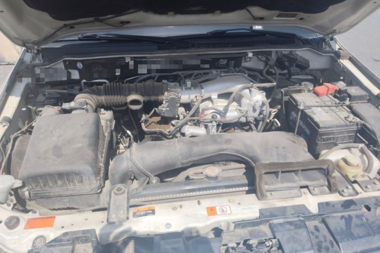Used Mitsubishi Pajero 2018 3.0L Automatic Luxury Edition Engine Bay