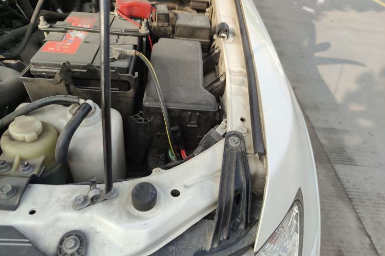 Used Mitsubishi Pajero  Engine Bay Left