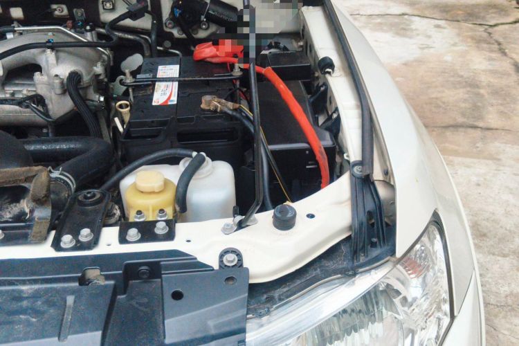 Used Mitsubishi Pajero 2018 3.0L Automatic Comfort Edition Engine Bay Left