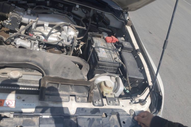 Used Mitsubishi Pajero 2018 3.0L Automatic Luxury Edition Engine Bay Left