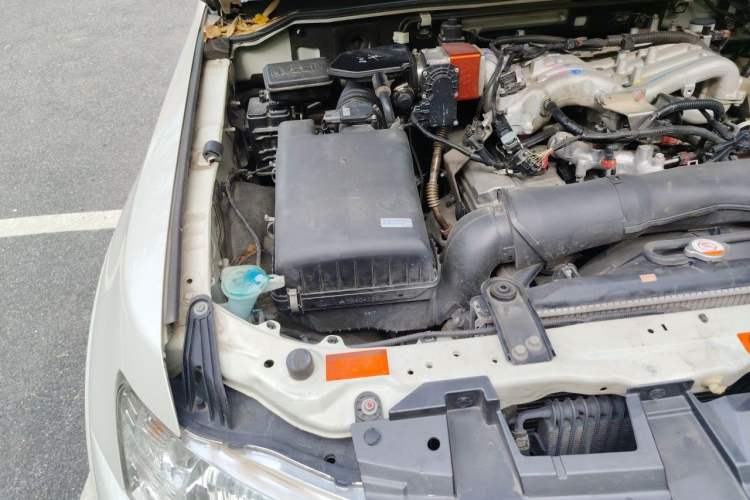 Used Mitsubishi Pajero  Engine Bay Right