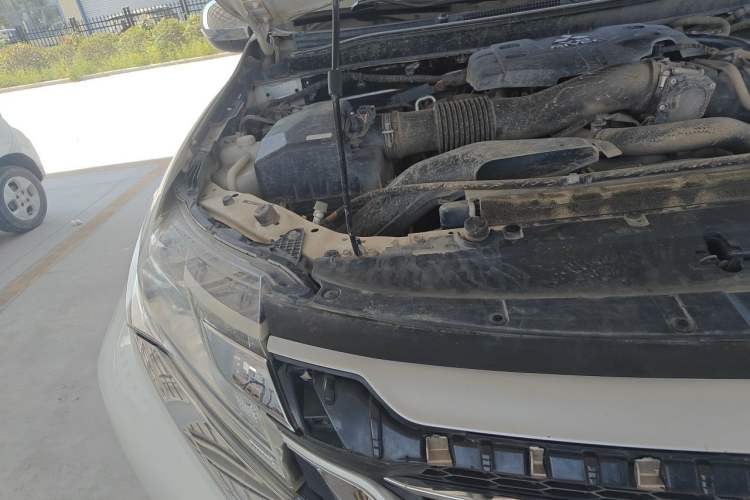 Used Mitsubishi Pajero  Engine Bay Right