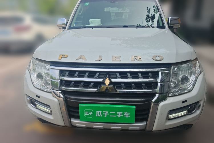 Used Mitsubishi Pajero 2018 3.0L Automatic Prestige Edition Front