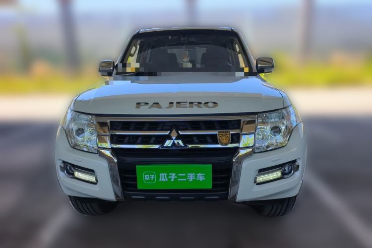 Used Mitsubishi Pajero 2018 3.0L Automatic Standard Edition Front