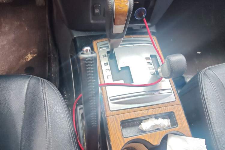 Used Mitsubishi Pajero 2018 3.0L Automatic Prestige Edition Gear Lever