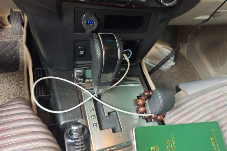 Used Mitsubishi Pajero 2018 V97 3.8L 5-Door GLS Sunroof Single-Difference Model – Middle East Gear Lever