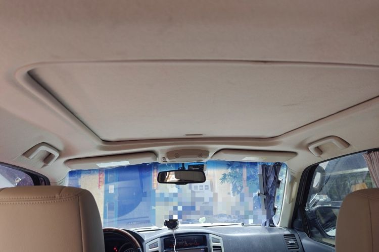 Used Mitsubishi Pajero 2018 V97 3.8L 5-Door GLS Sunroof Dual Differential – Middle East Headliner