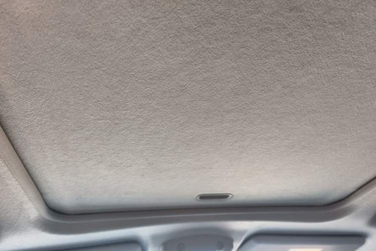 Used Mitsubishi Pajero 2018 V97 3.8L 5-Door GLS Sunroof Single-Difference Model – Middle East Headliner