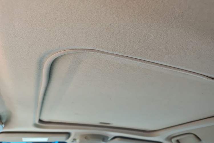 Used Mitsubishi Pajero  Headliner
