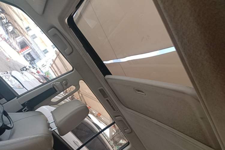 Used Mitsubishi Pajero 2018 V97 3.8L 5-Door GLS Sunroof – Middle East Headliner