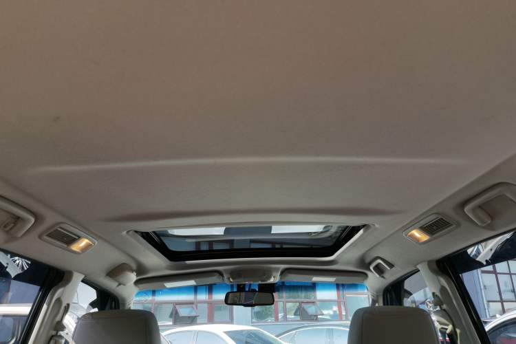 Used Mitsubishi Pajero  Headliner
