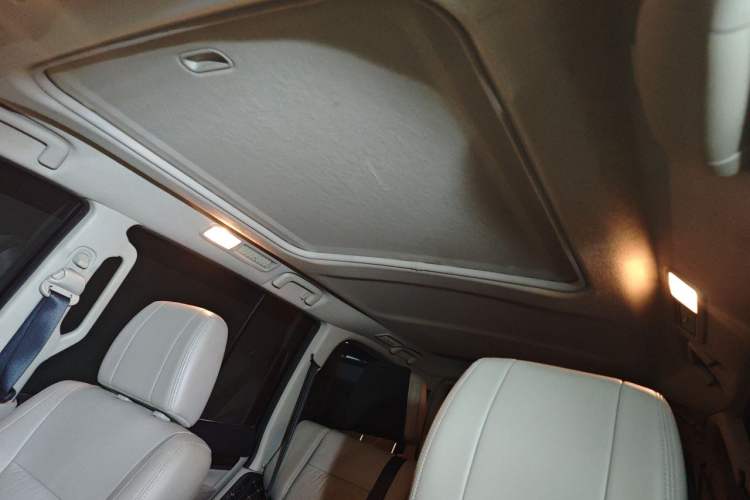 Used Mitsubishi Pajero  Headliner