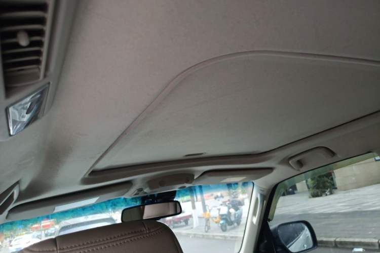 Used Mitsubishi Pajero 2018 V97 3.8L 5-Door GLS Sunroof – Middle East Headliner
