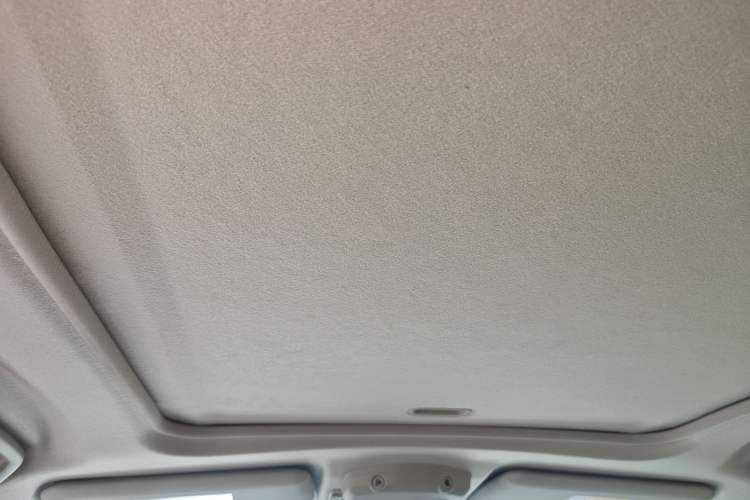 Used Mitsubishi Pajero 2018 3.0L Automatic Prestige Edition Headliner