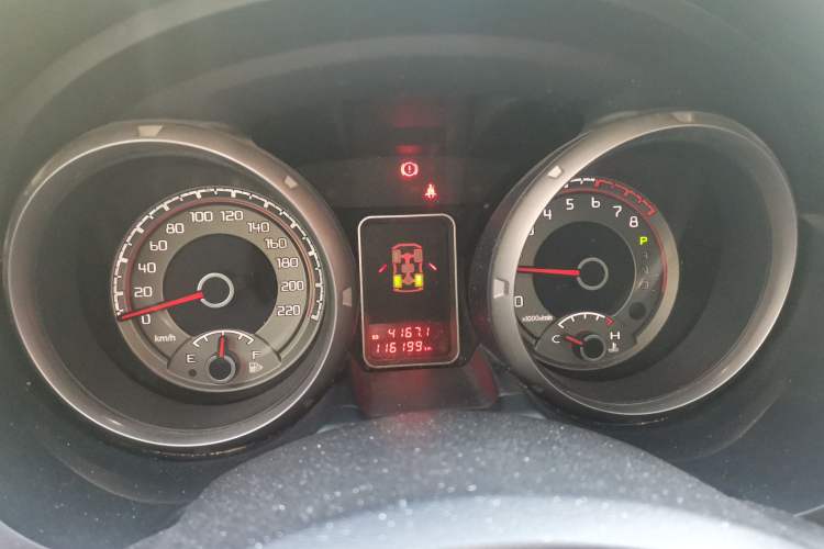 Used Mitsubishi Pajero 2018 3.0L Automatic Prestige Edition Instrument Cluster