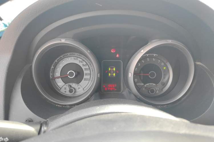 Used Mitsubishi Pajero  Instrument Cluster