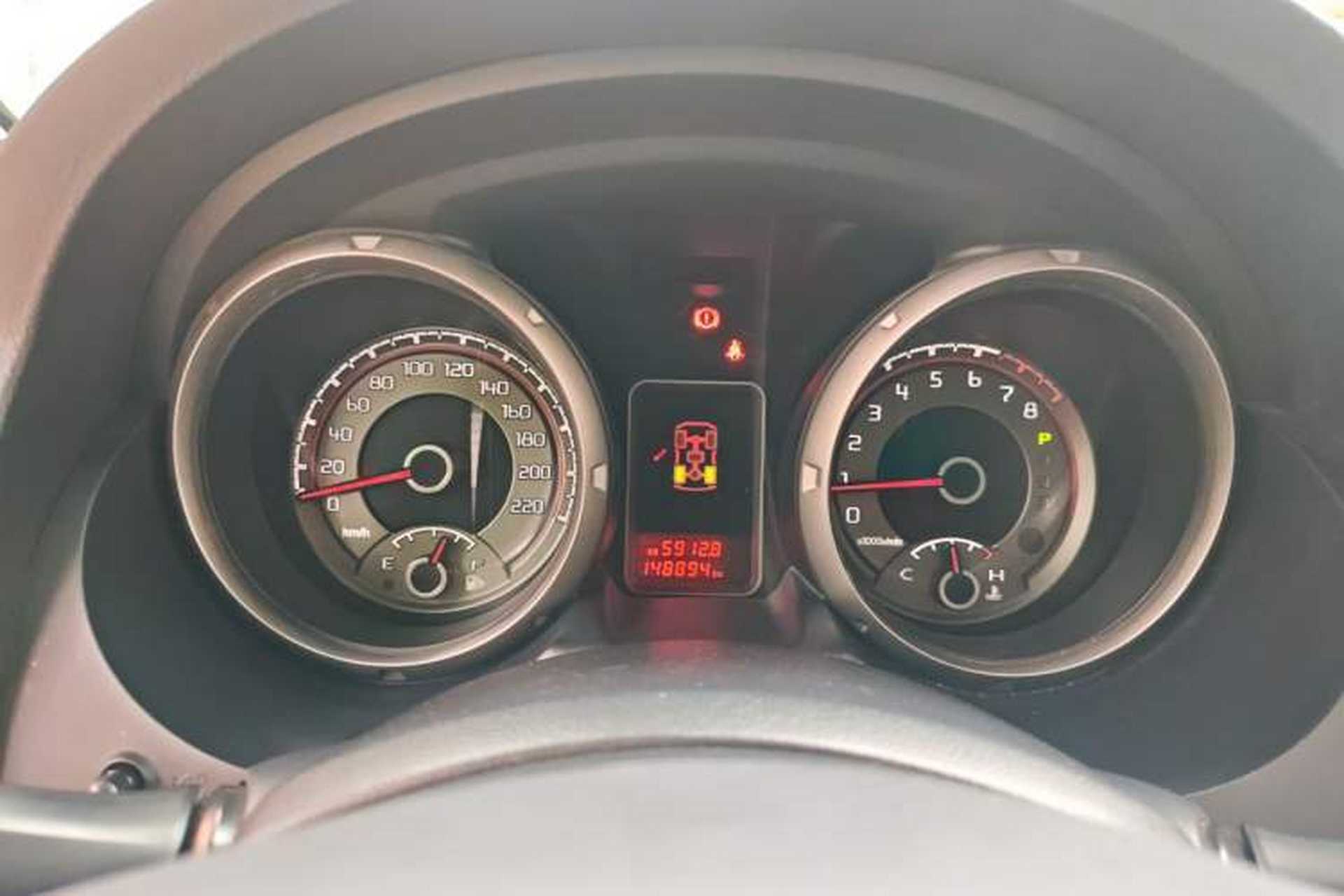 Used Mitsubishi Pajero  Instrument Cluster