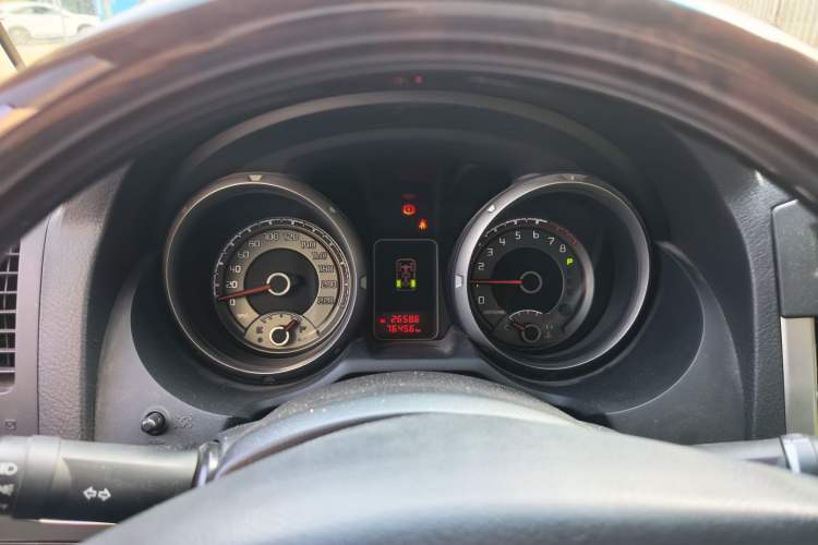 Used Mitsubishi Pajero  Instrument Cluster
