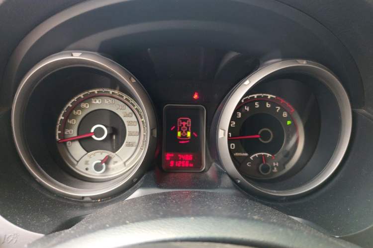 Used Mitsubishi Pajero  Instrument Cluster