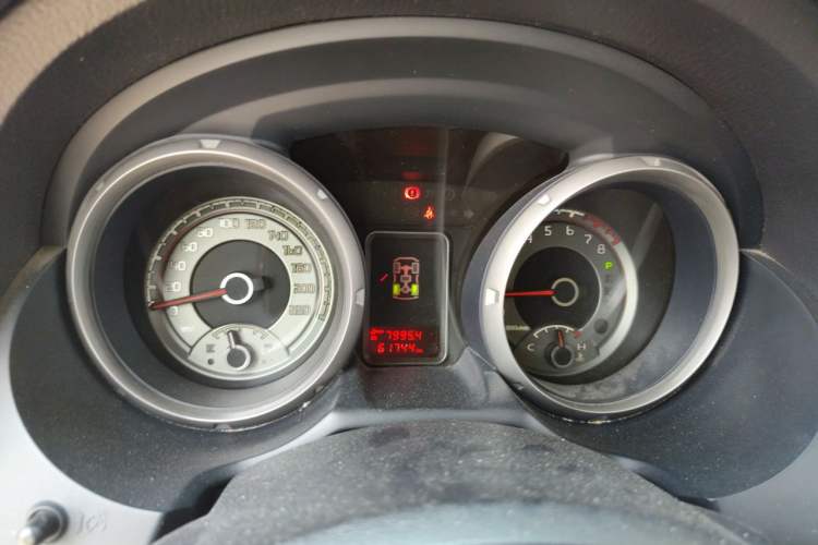 Used Mitsubishi Pajero  Instrument Cluster