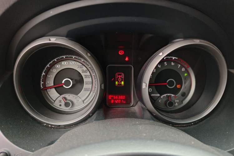 Used Mitsubishi Pajero  Instrument Cluster