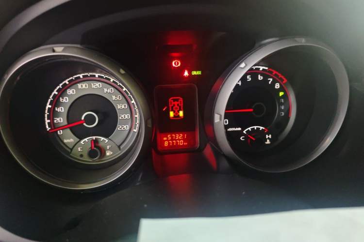 Used Mitsubishi Pajero  Instrument Cluster