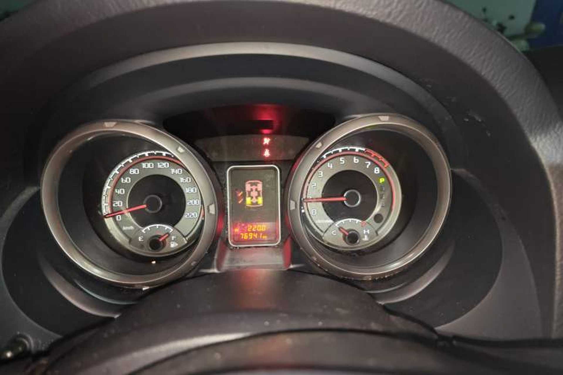 Used Mitsubishi Pajero  Instrument Cluster