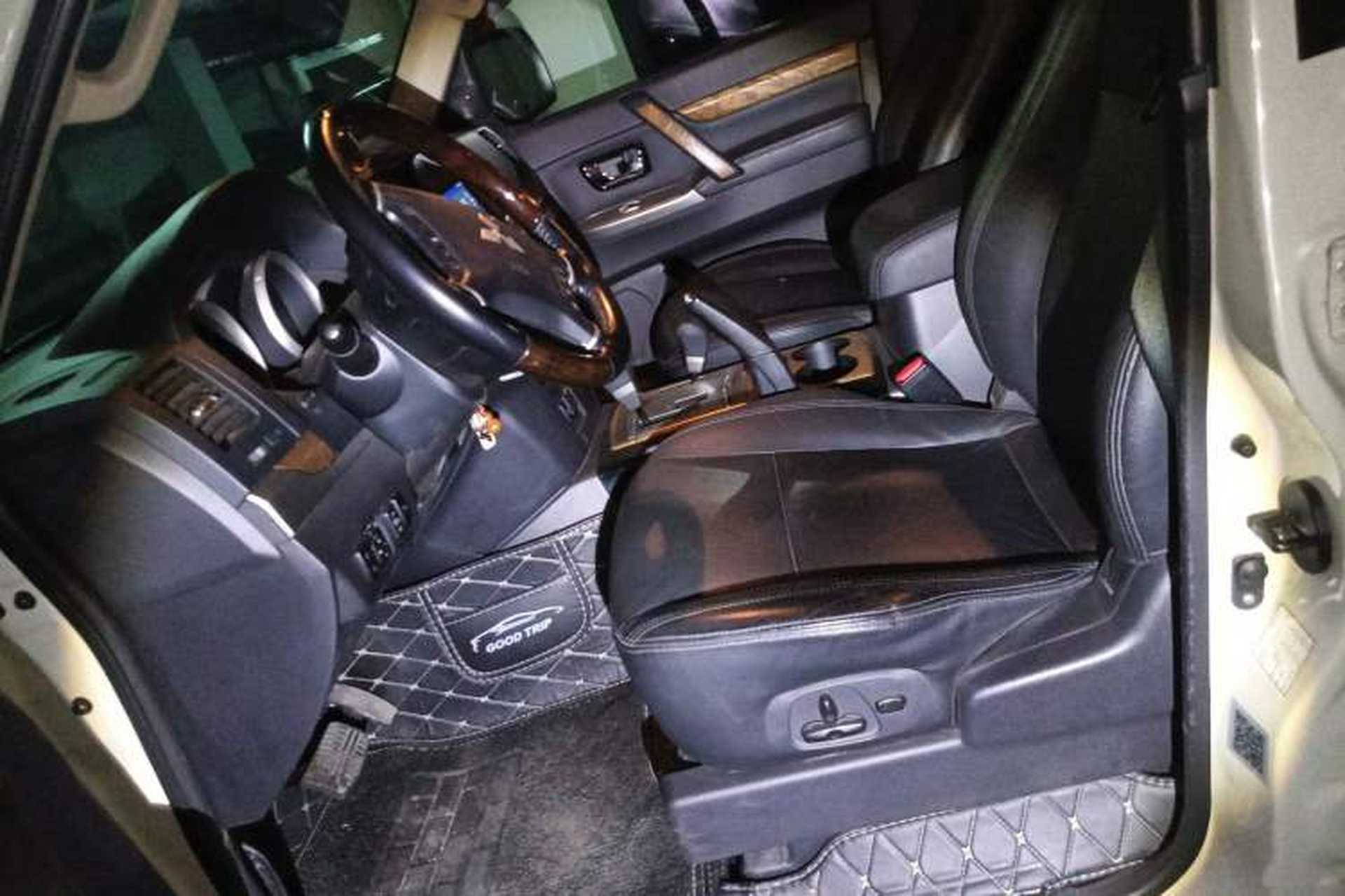 Used Mitsubishi Pajero 2018 3.0L Automatic Prestige Edition Left Front Seat
