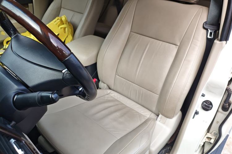 Used Mitsubishi Pajero 2018 V97 3.8L 5-Door GLS Sunroof – Middle East Left Front Seat