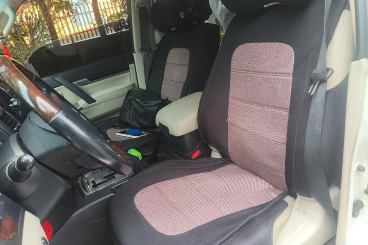 Used Mitsubishi Pajero  Left Front Seat