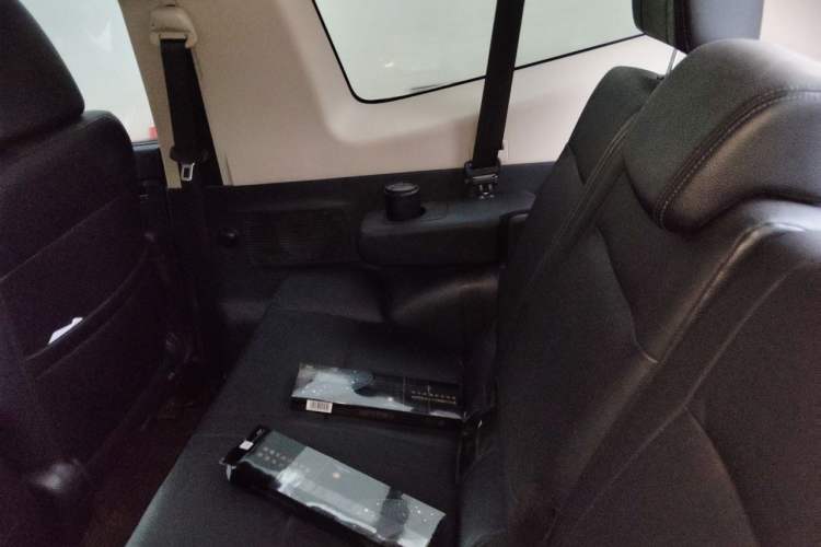 Used Mitsubishi Pajero  Left Rear Seat