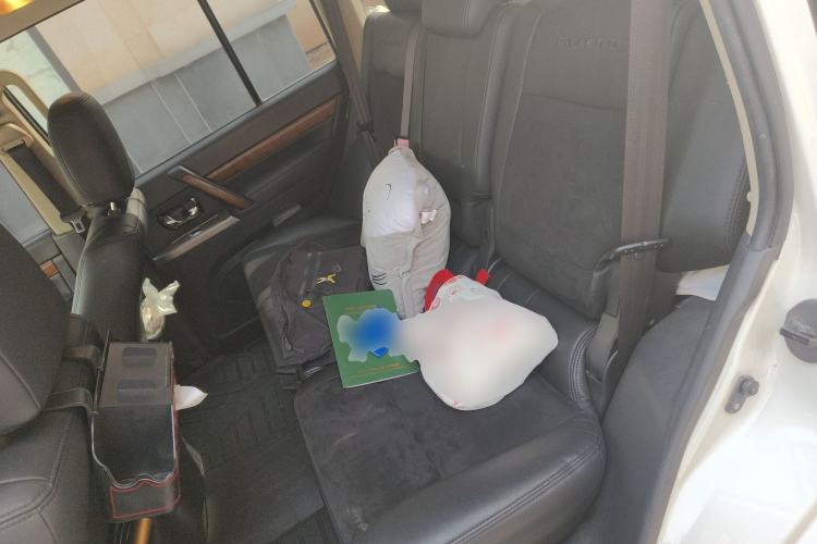 Used Mitsubishi Pajero 2018 3.0L Automatic Comfort Edition Left Rear Seat