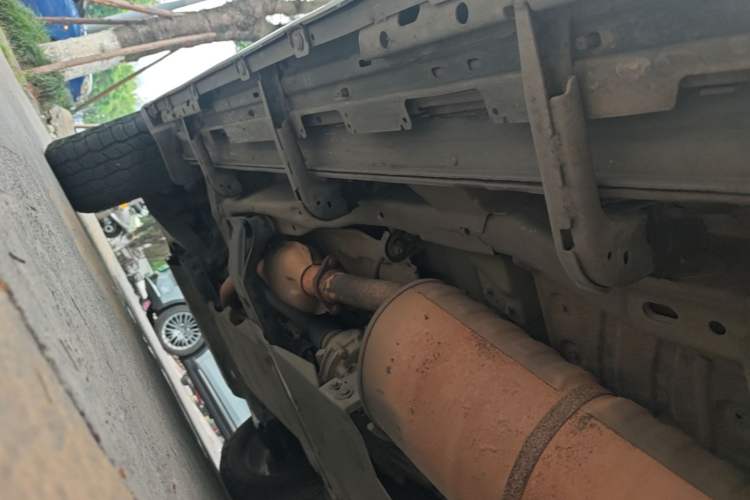 Used Mitsubishi Pajero 2018 V97 3.8L 5-Door GLS Sunroof – Middle East Left Side Sill