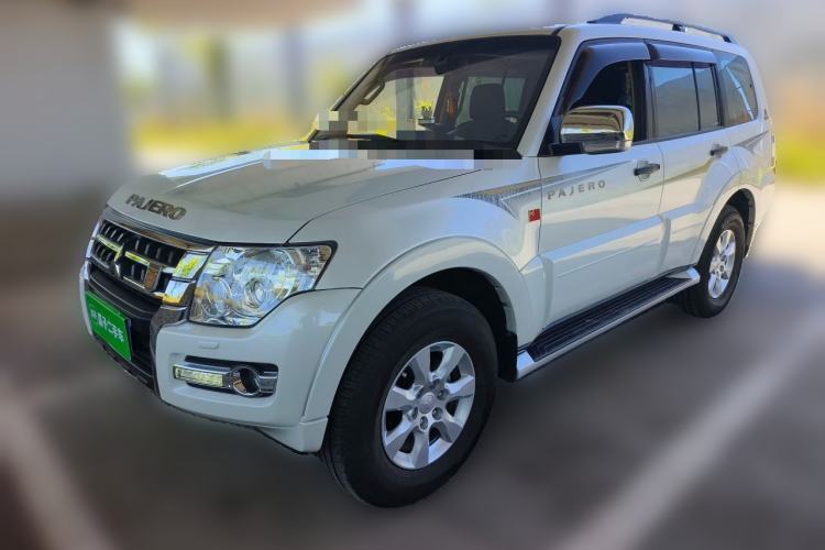 Used Mitsubishi Pajero 2018 3.0L Automatic Standard Edition Guazi used car, China used car export, Used car for sale, Used  cars, Cheapest cars for sale