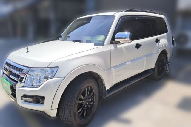 Used Mitsubishi Pajero 