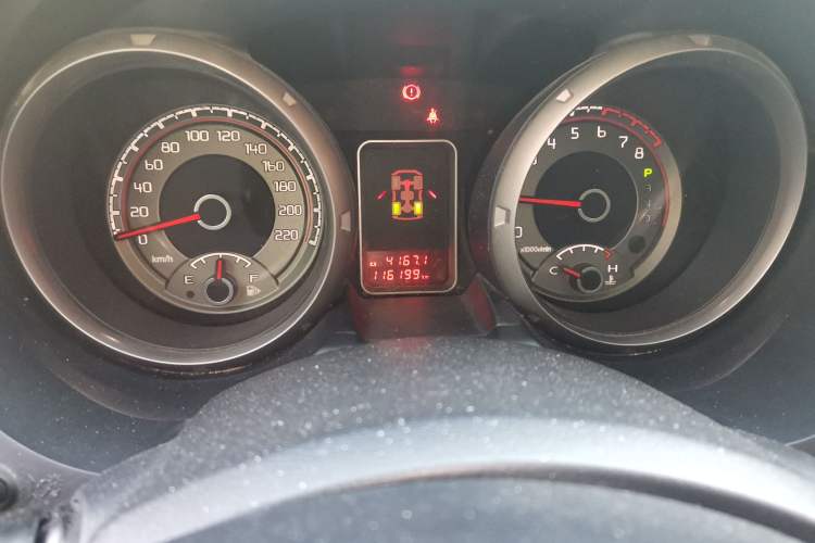 Used Mitsubishi Pajero 2018 3.0L Automatic Prestige Edition Odometer Close Up