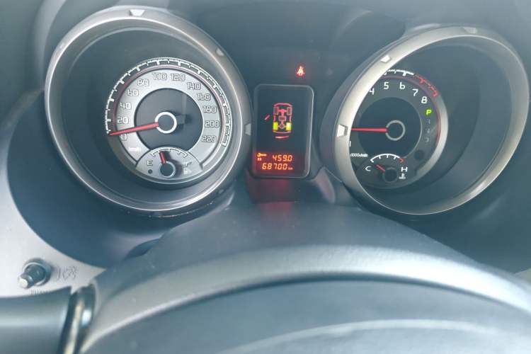 Used Mitsubishi Pajero 2018 V97 3.8L 5-Door GLS Sunroof – Middle East Odometer Close Up