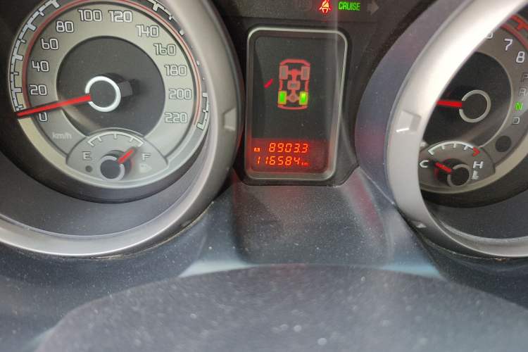 Used Mitsubishi Pajero 2018 3.0L Automatic Comfort Edition Odometer Close Up