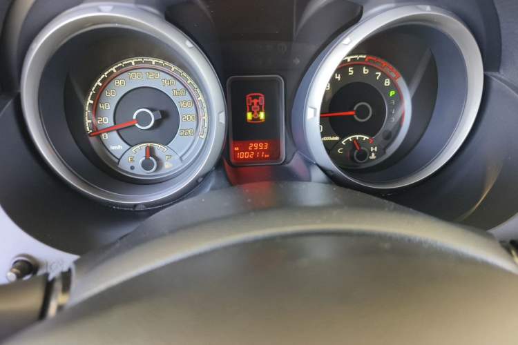 Used Mitsubishi Pajero 2018 3.0L Automatic Standard Edition Odometer Close Up