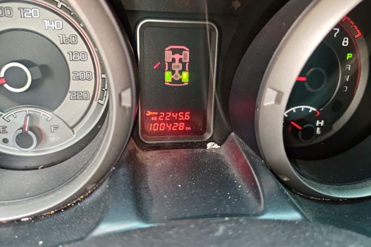 Used Mitsubishi Pajero  Odometer Close Up