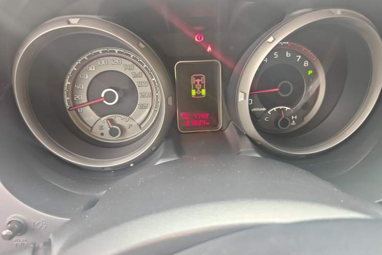 Used Mitsubishi Pajero 2018 3.0L Automatic Prestige Edition Odometer Close Up