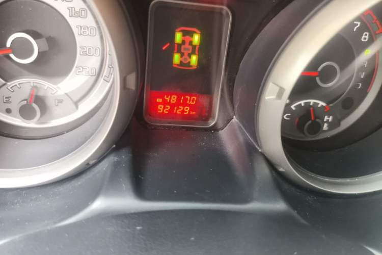 Used Mitsubishi Pajero  Odometer Close Up