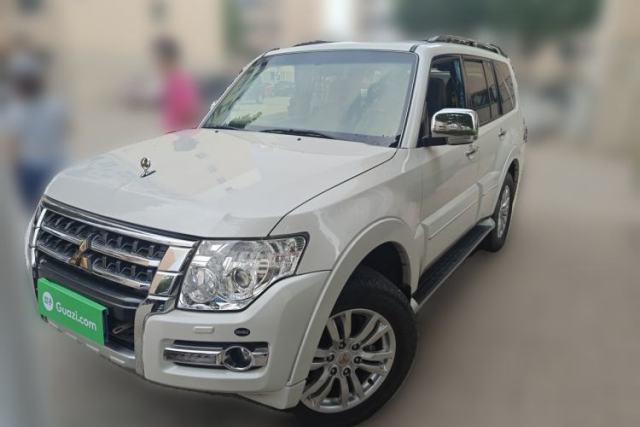 Used Mitsubishi Pajero 