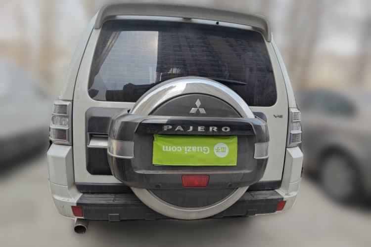 Used Mitsubishi Pajero 2018 3.0L Automatic Standard Edition Rear