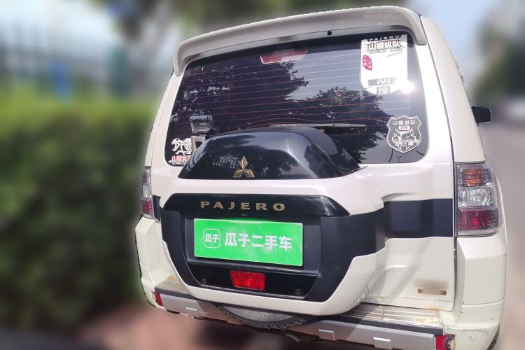 Used Mitsubishi Pajero 2018 V97 3.8L 5-Door GLS Sunroof – U.S. Specification Rear
