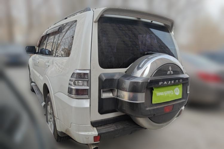 Used Mitsubishi Pajero 2018 3.0L Automatic Standard Edition Rear Left 45 Deg