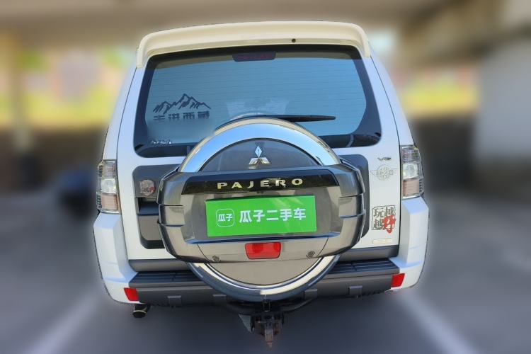 Used Mitsubishi Pajero 2018 3.0L Automatic Standard Edition Rear